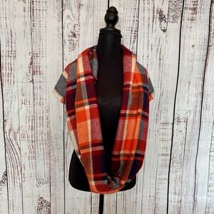 Cozy Rustic Grandmacore Boho Infinity Scarf